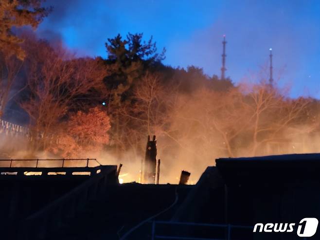 화재 장면(부산지방경찰청 제공)© 뉴스1