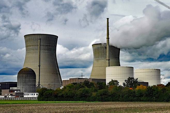 독일의 탈원전 정책으로 지난해 말까지 모두 폐쇄된 바이에른주 군트레밍겐 원자력발전소. 위키미디어 커먼스