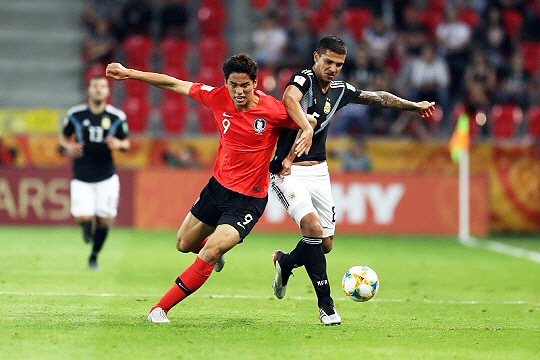 오세훈은 2019년 폴란드에서 열린 U-20 월드컵에서 한국의 준우승을 이끌었다. 한국 남자 축구가 국제축구연맹(FIFA) 주관 대회 결승에 오른 건 이때가 유일하다(사진=대한축구협회)