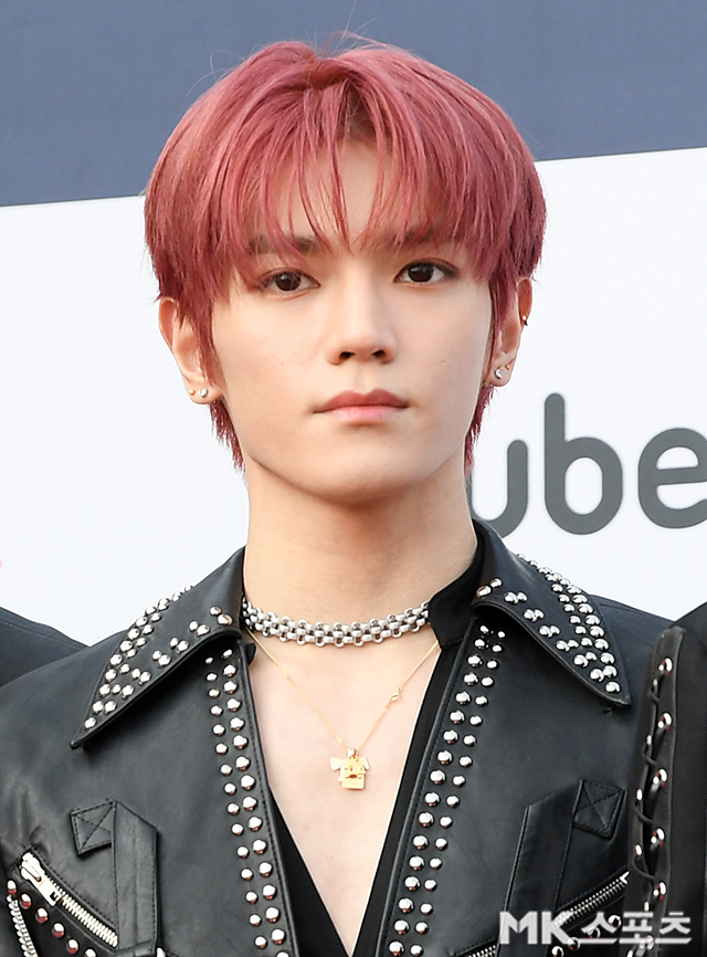 NCT 127 Taeyong attends the 11th Gaon Chart Music Awards red carpet event held at Seoul Jamsil-dong Indoor Gymnasium on the afternoon of the 27th.[Jamsil-dong(Seoul) =