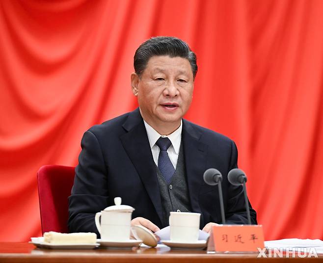 [베이징=신화/뉴시스] 시진핑 중국 국가주석이  지난 18일 베이징에서 열린 제19차 중국공산당 중앙기율검사위원회(CCDI) 6차 전체회의에서 연설하고 있다.  2022.01.19.