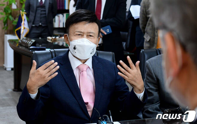 김원웅 광복회장 2021.11.1/뉴스1 © News1 국회사진취재단