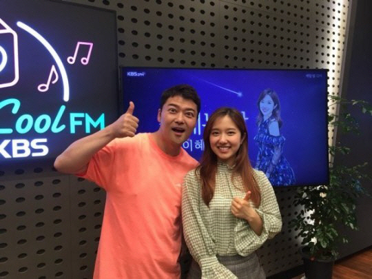 Broadcasters Jun Hyun-moo and Lee Hye-sung broke up after three years of dating, so the sign of Breakup implied on the twos SNS is gathering attention.SM C & C, a subsidiary of Jun Hyun-moo and Lee Hye-sung, said, Our artists Jun Hyun-moo and Lee Hye-sung recently broke up.Jun Hyun-moo and Lee Hye-sung will remain strong supporters of each other as they started their relationship in the first place, which they trust each other, he said. It was a meeting of individuals, but it was a public relationship.Please keep warm and watch your future activities as before. Jun Hyun-moo and Lee Hye-sungs Breakup originated from Lee Hye-sungs SNS.Lee Hye-sung posted a picture of a part of the book on his Instagram on the 21st.It was a page in Oh Soo-youngs Long Goodbye and said, It was our place.It does not change, but it feels different. When there is no person in the place where I was always with someone, Every object in the familiar house comes to me strangely, What is the trace of a person, Is it the least comfort for those left behind, or the greatest pain?The public speculated that the two people were not Breakup, and they asked their agency for their position.At the time, however, the agency said, It is difficult to confirm personal parts.In the meantime, when news of the breakup of the two people was heard, the traces of the hidden breakup in Jun Hyun-moos Instagram were guessed.Jun Hyun-moo said on December 24 last year, This is a depressing Christmas Eve this year?Today, I just look at my own assets and I have a picture taken in front of the Christmas tree, saying, Merry Christmas # Jun Hyun-moo # Nahon Asset # Merry Christmas # Who has a tree to find a tree # Hidden Key.Even though he was in love, he expressed it as depressing Christmas Eve and was also raised in Breakup at the time.However, Jun Hyun-moo and Lee Hye-sung are indirectly mentioned in the entertainment that they are appearing in each other, and the breakup of the time was concluded with happening.Also five days before the Breakup announcement, Lee Hye-sung was found to have liked on the Jun Hyun-moo Instagram post.The two men, who said they would remain a strong helper, still kept their followers, attracting attention.Meanwhile, Jun Hyun-moo and Lee Hye-sung overcame the 15-year-old age gap and admitted to their devotion in November 2019.At that time, Jun Hyun-moo said, Jun Hyun-moo and Lee Hye-sung have a good relationship with each other in a professional common denominator called Anouncer. Recently, they have a good feeling about each other. There are many careful parts as it is still a stage to know each other.Lee Hye-sung then submitted his resignation to KBS in 2020, and it was reported that Jun Hyun-moo Lee Hye-sung couple volunteered together.However, both sides denied it and ended up happening.However, Lee Hye-sung signed an exclusive contract with a company like Jun Hyun-moo after the freelance declaration and collected another topic.Since then, they have not hidden their affections, such as direct or indirect references to each other in their entertainment programs, but eventually they felt burdened by public love and ended their devotion.