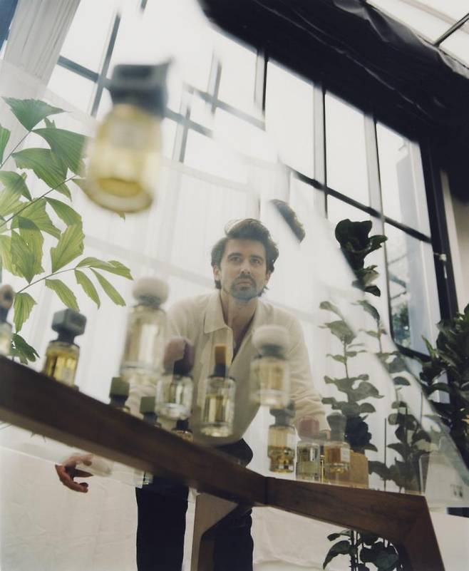 오르메(ORMAIE) 향수의 창립자, 밥티스트(Baptiste Bouygues).