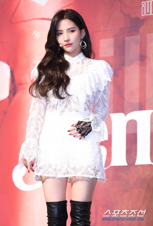 (G)I-DLE Jean So-yeon, dubbed genius producer, has left a blemish on his music career.When the new song Sun written by Jean So-yeon was released on the final stage of MBC Wish Upon the Pleiades on the 27th of last month, suspicions were raised that the song was similar to Group ETizs song WAVE released in 2019 and the chorus melody.Meanwhile, some of the composers lists of Sun were revised, and the controversy increased.As the production team Idnery, who belongs to the agency KQ Entertainment, was added to the composers section of Sun, criticism came out that Jean So-yeon had later corrected the composers section after the allegations of plagiarism.KQ Entertainment also said it had noticed the situation late.KQ Entertainment said, After the Sun stage was broadcast, a number of reports were received that the wave of Eighties and the chorus melody were similar.While monitoring the related contents, we found that the credit information of Sun is listed on our production team, Idnery. He also emphasized that when Jean So-yeon made Sun, there was no prior discussion with Idner or KQ Entertainment.KQ Entertainment said, I hope that the wrong information will be corrected in the sense of respecting the creator who is doing unique work activities, and I would like you to refrain from indiscriminate speculation about it.In this controversy, Jean So-yeon first revealed his position.I apologize for the controversy as a creator, said Jean So-yeon on the 28th of last month. I was belatedly aware of the partial melody similarity of Sun.I thought that the dream was worthy of the apology even if some similarities were raised after the broadcast ended, and I informed the composer of the controversial song and apologized.I sincerely apologize to the composer, The Artist, and the fans for the confusion. I will pay more attention to it. I am sorry. Soon after, Jean So-yeon agency Cube Entertainment also apologized one after another.Cube Entertainment said, I apologize for the confusion that caused many people during the release of the contest song SUN.Immediately after the broadcast, the artist recognized the similarity of some melody through monitoring, and the artist directly delivered the situation to the composer and apologized. Jean So-yeon and Cube Entertainment apologized in succession, but this incident is stained in the music life of Jean So-yeon.He also showed his outstanding writing ability with Mnet Idol audition program Produce 101 and rap survival Until Pretty Rap Star 3 before debut, and he made many hit songs such as Rattata, Han, Seorita, Ryan, Dumdi Dumdi and Hwa I got the modifier Genius Producer.He also participated in the production of songs by fellow singers such as Ravi, A Pink Kim Nam-joo, Girls Generation Hyo Yeon, and CLC.In addition, Wish Upon the Pleaades was also applauded by viewers with advice from the village.The song Sun that was a problem this time is also a song made by Jean So-yeon showing off the priesthood. As such, the noise continues to come out in the apology of Jean So-yeon.It is noteworthy whether Jean So-yeon can turn back the minds of disappointed fans.
