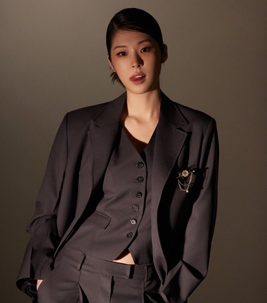 () Actor Seo Eun-soo is attracting attention by radiating charm with a picture behind-the-scenes cut that feels the beauty of the reverse in the chic mood.On the 2nd, the agency A-MAN project released Seo Eun-soos pictorial behind-the-scenes cut, which shows a mysterious visual and unique atmosphere.In the open photo, Seo Eun-soo focused on the publics attention by excellently shooting the picture with his brilliant beauty and bolder expression.She overwhelms her gaze with an alluring charisma that harmonizes with red-colored lighting, and she emits a strange aura with deep eyes and detailed gestures that look somewhere.In the meantime, Seo Eun-soo in a black suit shows off his youthful reversal with a cute gesture contrasting with his face.She doubled her stylishness with her hair tied here, and she made a unique playful look and completed the picture cut, which was the back door of everyones admiration.In this way, Seo Eun-soo is actively communicating with the public through activities that cross the various spectrum including screen and cathode-ray tube.Photo = A-MAN Project