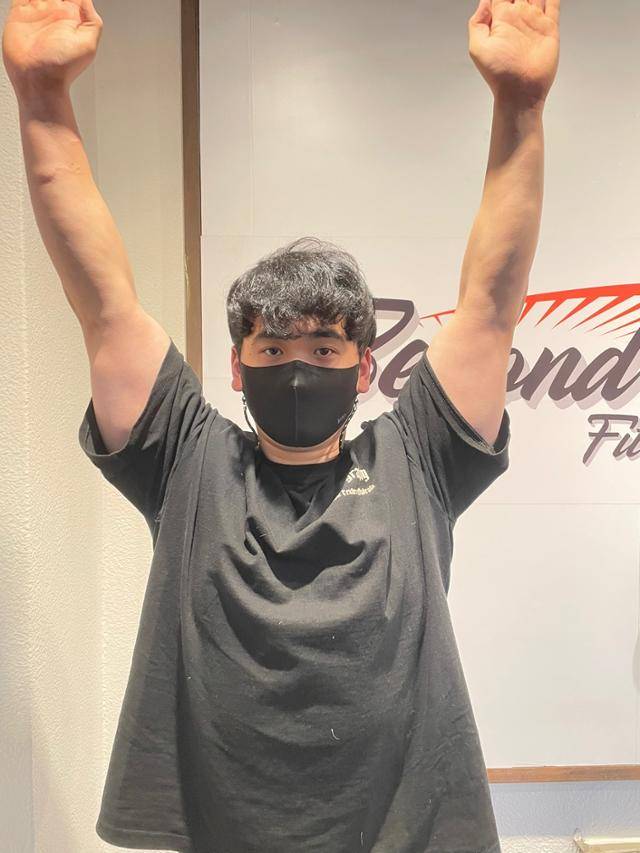 극상근 보조운동. 비욘드 피트니스 제공