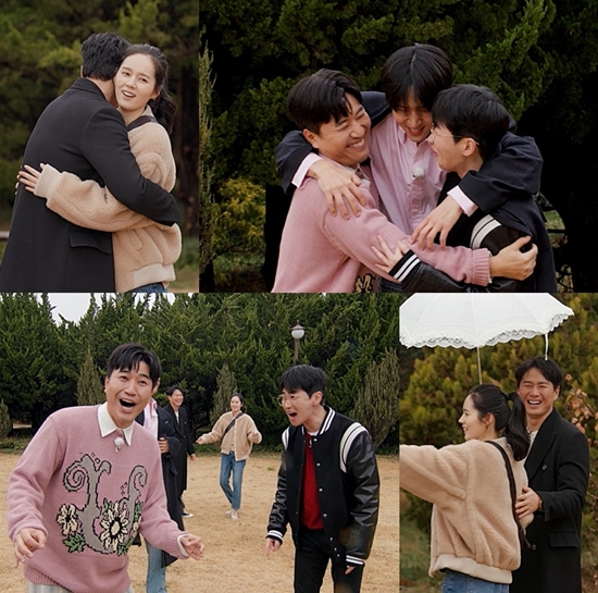 Yeon Jung-hoon and Han Ga-in, who appeared together on the first two nights of broadcasting, soar the members love desire with the romance of the Tteam couple.KBS 2TV Season 4 for 1 Night 2 Days (hereinafter referred to as 1 night and 2 days) Not good in Gurye feature on the 3rd, depicts a sweet travel with super-exclusive guest Han Ga-in.On this day, Yeon Jung-hoon invokes a lover mode in the appearance of his wife Han Ga-in.Yeon Jung-hoon cares about his wife while he listens to his baggage, and he gives members a nervous airflow by carefully explaining Han Ga-ins entertainment style.In a two-shot shot, DinDin is impressed by the broadcast, saying, It is a picture.At this time, Mun Se-yun invokes a playful act and asks two people to exchange their eyes.Han Ga-in is surprised to say, Do not do that! For a while, he makes eye contact with Yeon Jung-hoon and makes a natural skinny and produces a scene of a romance movie.So, unmarried members as well as married man Mun Se-yun cheer and explode envy.Yeon Jung-hoon and Han Ga-in then show off a sweet kiss and turn the scene over.The members who witnessed this scene showed the excitement that can not be controlled by sprinting the filming scene, and Kim Jong-min said, Have you seen it?Yeon Jung-hoon, Han Ga-in kissed!The production team that watched was reported to have been unable to hide their hearts pounding with their feet, and the main broadcast with the Lovers couple is more awaited.Koreas representative Real Wild Road Variety, 1 night and 2 days will be broadcast at 6:30 pm on the 3rd.Photo: KBS 2TV