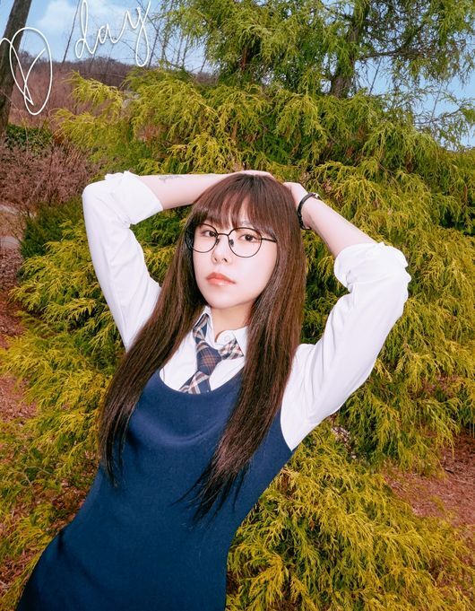 Singer Wheeins solo fan meeting concept photo has been released.The Love Live!, a subsidiary company, posted the first concept photo of Wheeins first solo fan meeting D-Day (D-DAY) through official SNS on the afternoon of the 12th.The concept photo shows Wheein, who is wearing a preppy look reminiscent of a school uniform and boasts a unique visual.Especially, glasses and long straight hairstyle doubled the pure charm of Wheein and amplified the curiosity about the performance concept.In the first fan meeting D-Day held for the first time in about eight years after his debut in 2014, Wheein is expected to present unforgettable memories to fans by offering various stages and rich attractions.In addition, Ravi, the head of Love Live! for Wheein, is planning to launch a support shot with a fan meeting MC.Earlier, Wheein released his second mini album WHEE in January, replacing his own best records such as initial sales volume and music video views, and showing off his presence as a K-pop solo artist.Wheeins fan meeting D-Day will be held at 2 pm and 6:30 pm on the 17th at Yes24 Love Live! Hall.It is also exclusively sent out through LG U +s Idol Live for fans who have not found the scene.Idol Live apps can be downloaded from the Google Play Store, Apple App Store, and One Store, and live online tickets can be purchased through YES24 tickets and Idol Live apps.The Love Live!