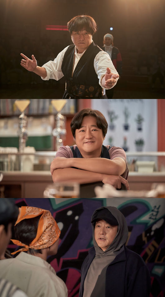 Actor Kwak Do-won, who returned to the drama in nine years through I can not help it, revealed behind-the-scenes Kahaani, where he feels a sticky chemistry among actors.Kwak Do-won will play the role of the 40th most-must-do-said reality in Family and Chicken in the upcoming May 4th (Wednesday) ENA SEKYG Entertainment No Old Man is Essential (played by Son Geun-joo, Lee Hae-ri, Cho Ji-young / Director Choi Do-hoon, Yoo Jung-yong / Production Cabin 74, Oz Arena) Im going to get up.I felt that the process of reading the first script and trying to get through their hard lives was harmoniously well expressed, said Kwak Do-won, who recalled when he first read the script, and I thought it was too fun to read it, but I thought that viewers could sympathize with Koo Pil-sus life enough.He said, When I was young, I was a Taekkyon player, went to work because of my livelihood, and then I had a variety of history to do a chicken shop. I live with a sense of responsibility to protect Family no matter what job I have.In that sense, Koo Pil-su is a character who reflects the lives of ordinary heads that can be seen around us. On the other hand, the character of the play is curious about Chemistry with his colleagues who are working together as he draws a 20-year-old young businessman Jung Seok (Yoon Doo-joon), who is sincere in coding, and a generation-less romance.I am really sticky because of the memory of shooting with the actor Yoon Doo-joon and the cold together.I felt it throughout the filming of the survival chemistry of Koo Pil-su and Jung Suk. In addition, Jung Dong-won, who appeared as a family in the drama, caught the eye by saying that he had experienced his first experience in actor life while meeting his breathing.Jung Dong-won is the only actor who has seen him grow up in a 30-year acting life, and he came to my shoulder at first, and now he is in eye contact with me, he said.I may be my son, but he is a genius in acting, and I am proud and happy to see him express his emotions, he said.Finally, Kwak Do-won said, The biggest attraction of I can not use it is hyperrealism.As if we had filled our daily life, we melted a lot of laughing elements all over Kahaani where everyone can sympathize with.I would like to ask you to watch a lot of actors because all the actors are trying to convey small comfort at the end of this day. He also gives me a message to the audience and expects the first broadcast of I can not do it .ENA SEKYG Entertainment There is Family that says I can not ask, but there are some items and items that are the president of the Chicken shop that do not have a house to buy, but Jung Seok, a young businessman who has no money to start a business, will be broadcasted on May 4th (Wednesday) at 9 pm ENA channel (the new channel name of SKY channel that will be changed from April 29).In addition, it will be released simultaneously on Ole TV and online video service (OTT) seezn.