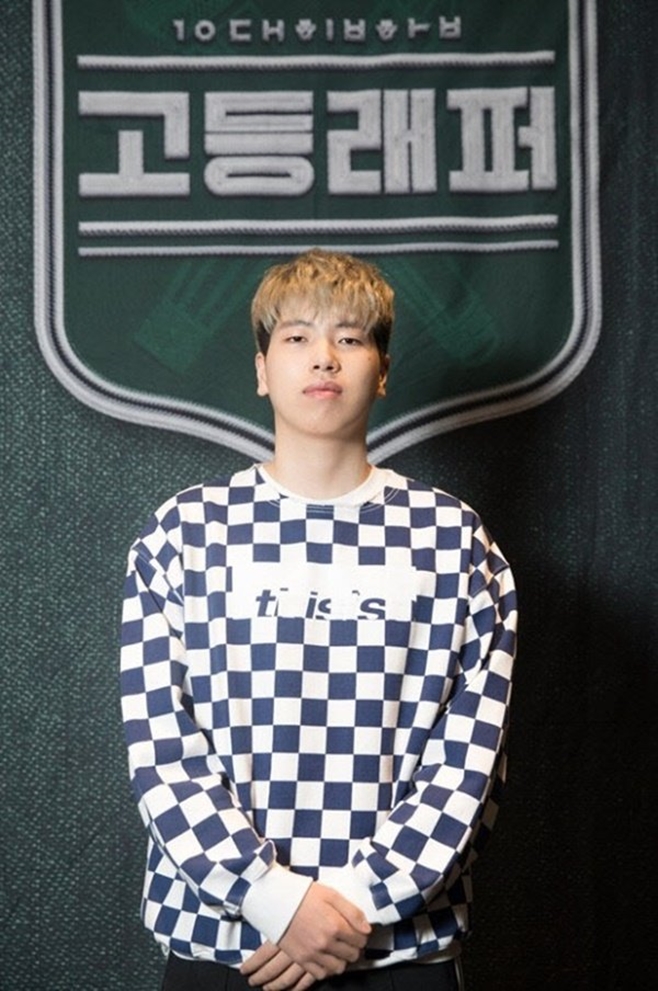 Rapper Océan Gum (real name Choi Ha-min) has admitted and apologized for being charged with child molestation Alleged.Choi Ha-min admitted all Alleged on the 27th by entering the group chat room with 60 fans.Choi Ha-min said, I am once again sorry that I hurt the Victims and Victims family because of my sickness.I will not do this in the future because I will receive treatment well. Earlier on the same day, the 11th Criminal Division (chief judge Roh Jong-chan) of the Jeonju District Court conducted a trial against Choi Ha-min.Choi Ha-min is alleged for violating the Special Act on the Punishment of Sexual Assault Crimes, and was reported to have claimed the Shim Sin drug at the trial.His lawyer said: Innocent Defendant was diagnosed with a severe mental disorder last June and was admitted to a mental hospital for more than 70 days.Even after going down to his hometown, he took off his clothes on the street and lay down.Innocent Defendant made an elusive statement about the reason for the crime at the time, saying, I touched my butt to eat.In light of this situation, it can be said that the crime of this case reached the state of Shim Sin. Océan Kendo also said in his final argument: I sincerely apologize once again for hurting Victims and his family.If I give you a chance to recover, I want to help society with the music I can do. The sentencing hearing for the Océan sword is scheduled to take place in early June.