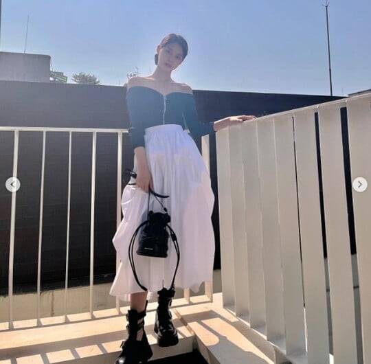 (사진=설현 SNS)