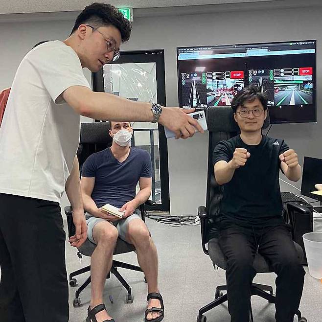 마스오토 박일수 대표와 개발진 모습, 출처: 마스오토