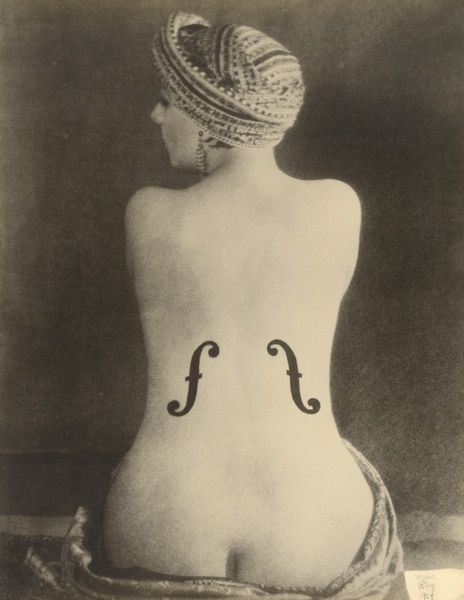 만 레이 ‘앵그르의 바이올린’(48.5×37.5㎝). /크리스티