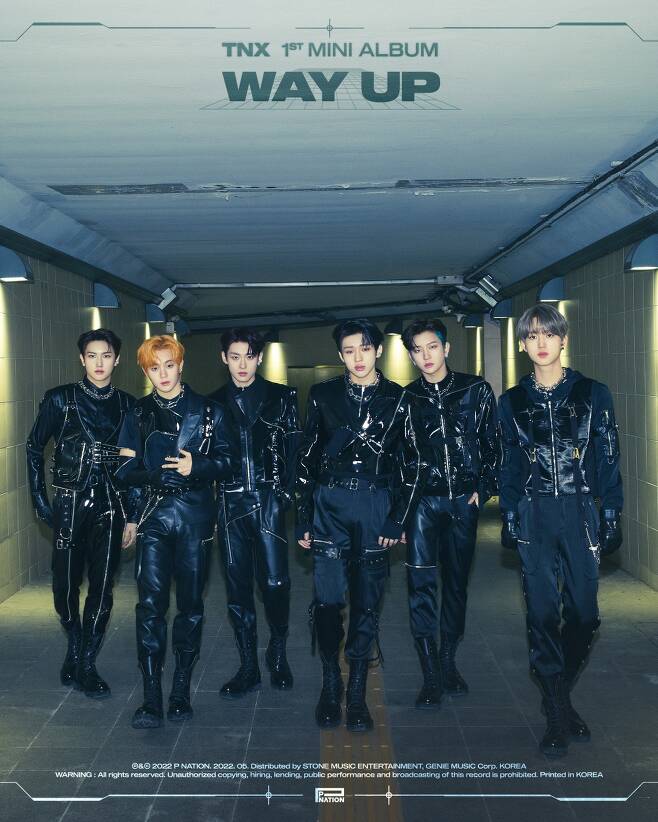 TNX 데뷔 앨범 ‘WAY UP’이 아이튠즈 17개 지역 톱 앨범 차트 상위권에 진입했다.사진=피네이션 제공
