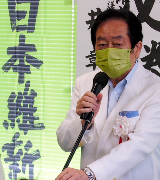 일본 유신회의 이시이 아키라 참의원. 아사히신문 캡처