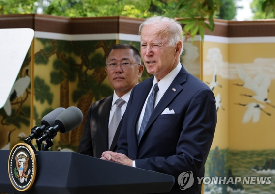 조 바이든 미국 대통령이 22일 오전 서울 용산구 그랜드 하얏트 호텔에서 정의선 현대차그룹 회장과 만난 자리에서 발언하고 있다. (사진=연합뉴스)