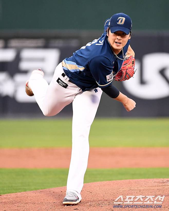 2022 KBO리그 롯데 자이언츠와 NC 다이노스의 경기가 11일 부산 사직구장에서 열렸다. NC 송명기가 역투하고 있다. 부산=박재만 기자 pjm@sportschosun.com/2022.05.11/