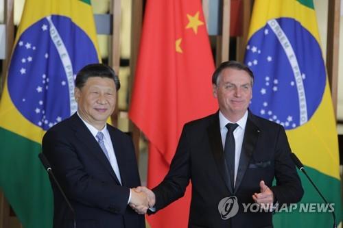 시진핑 중국 국가주석(왼쪽)과 자이르 보우소나루 브라질 대통령 [EPA 연합뉴스 자료사진. 재판매 및 DB 금지]