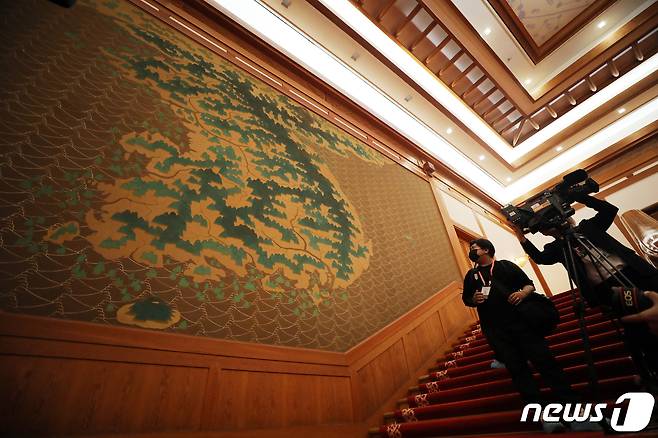 25일 오후 서울 종로구 청와대 본관 내부가 언론에 공개되고 있다. 2022.5.25/뉴스1 © News1 황기선 기자