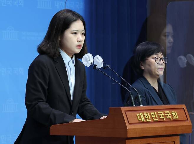 Park Ji-hyun, co-head of the Democratic Party of Korea’s interim leadership committee, speaks during a press conference at the National Assembly in Seoul on Tuesday. (Yonhap)