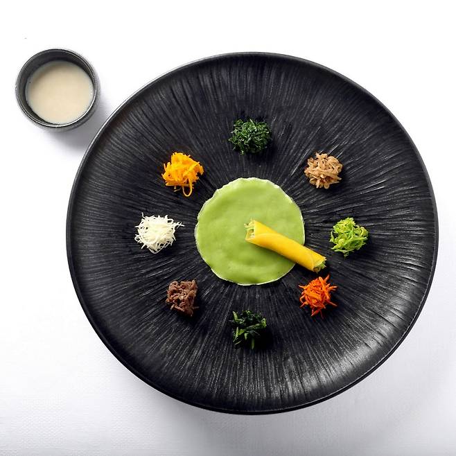 롯데호텔 서울 무궁화의 구절판.