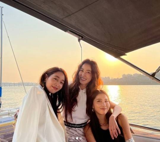 오윤아 이민정 이소연