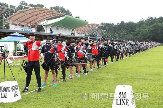 예천군은 28일부터 31일까지 예천진호국제양궁장에서 ‘제51회 전국소년체육대회’ 양궁 경기를 개최한다