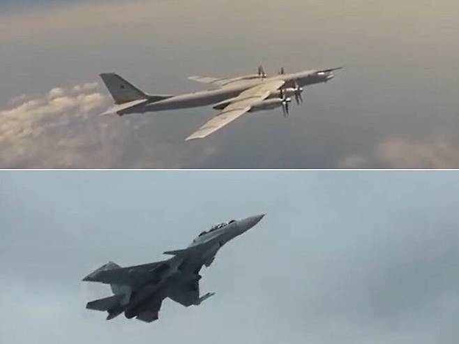 24일 카디즈에 진입한 러시아 군용기들. TU-95 폭격기(위)와 수호이-30 전투기 (출처=중국 CCTV 군사채널)