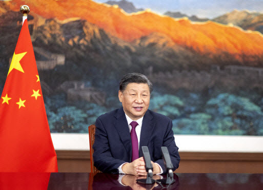 시진핑 중국 국가주석이 18일 대외무역투자 지원 기관인 중국국제무역촉진위원회(CCPIT) 창립 70주년 기념행사에 즈음해 영상 축사를 하고 있다.(사진=신화/연합뉴스)