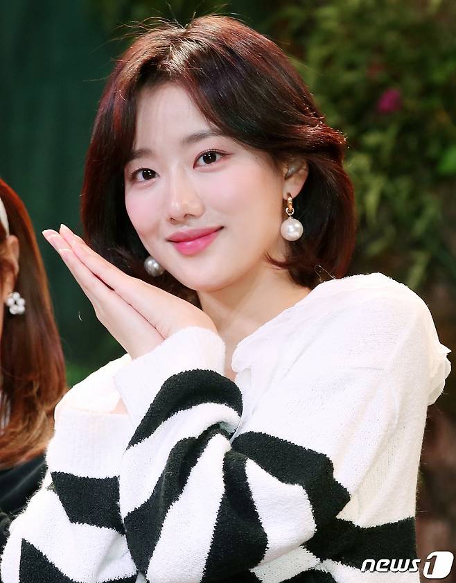 걸그룹 에이프릴 출신 이나은. /사진=뉴스1