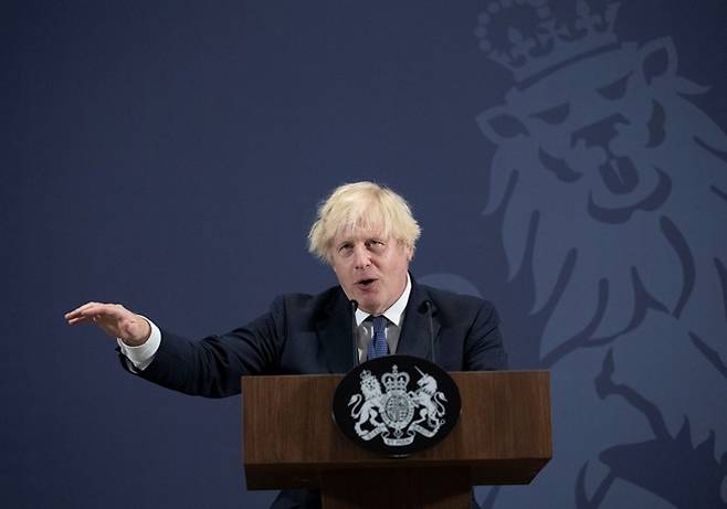 보리스 존슨 영국 총리가 지난 21일(현지시각) 우크라이나에 항복을 강요해서는 안 된다고 밝혔다. 사진은 존슨 총리. /사진=로이터