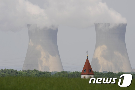 독일 바이에른 주 그룬트레밍엔 원자력발전소. © AFP=뉴스1 자료 사진
