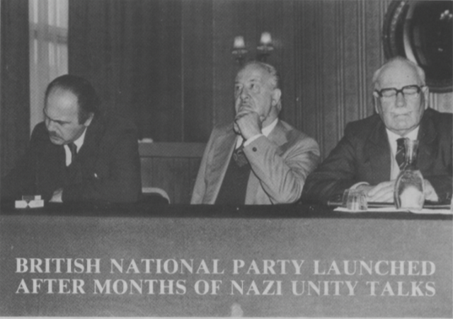 1982년 존 틴덜(John Tyndall, 가운데)을 도와 '브리티시국민당(BNP)' 을 창당하던 무렵의 레이 힐(사진 왼쪽). 그는 당시에도 반파시즘 매체 '서치라이트' 등의 정보원으로 활동하고 있었다. 'Searchlight' 82년 5월호.