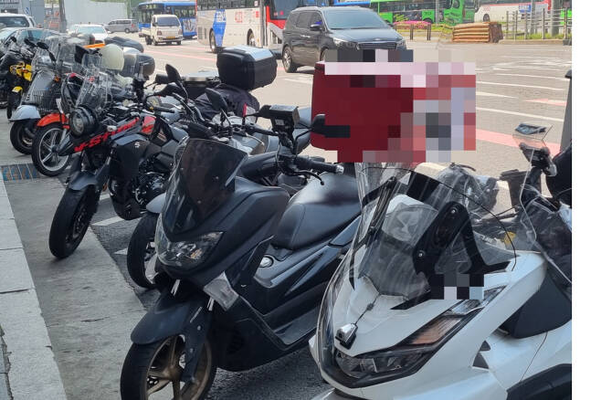 서울 시내에 배달 오토바이들이 세워져 있다. [헤럴드경제DB]