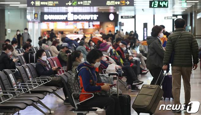 부산 강서구 김해공항 국내선 청사의 모습. 2020.11.17/뉴스1 © News1