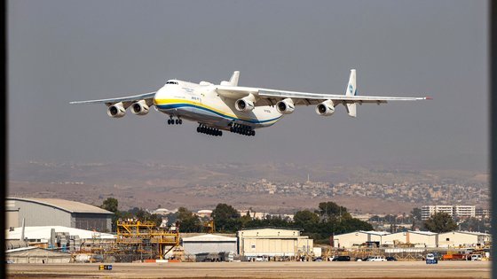 지난 2020년 8월 An-225 화물기 므리야가 이스라엘 벤구리온 국제공항에 착륙하는 모습 [AFP=연합]