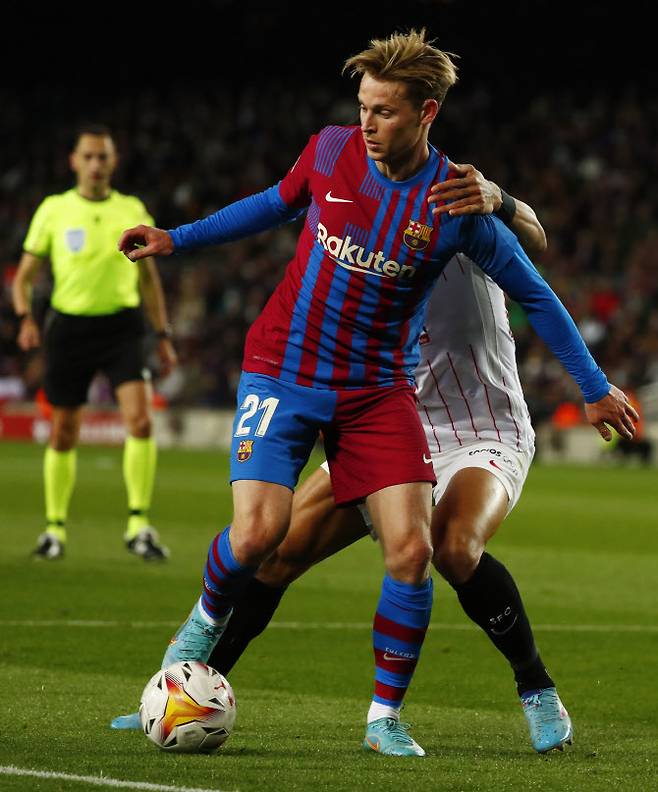 바르셀로나에서 맨체스터 유나이티드로 이적을 눈앞에 둔 네덜란드 국가대표 미드필더 프랭키 더용. 사진=AP PHOTO