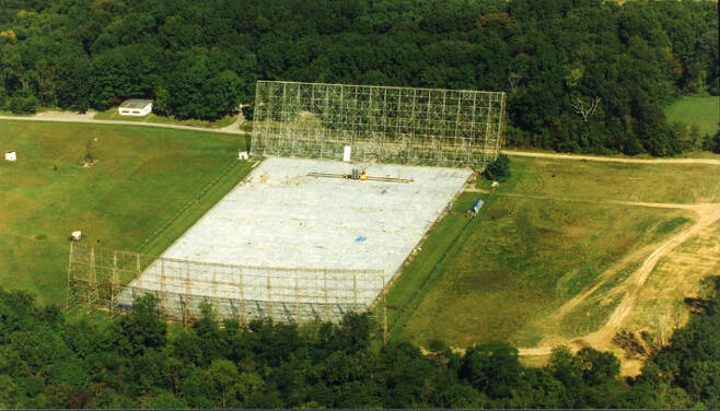 빅 이어(Big ear) 전파망원경. 북아메리카 천체물리 관측소(North American Astrophysical Observatory, NAAPO) 제공