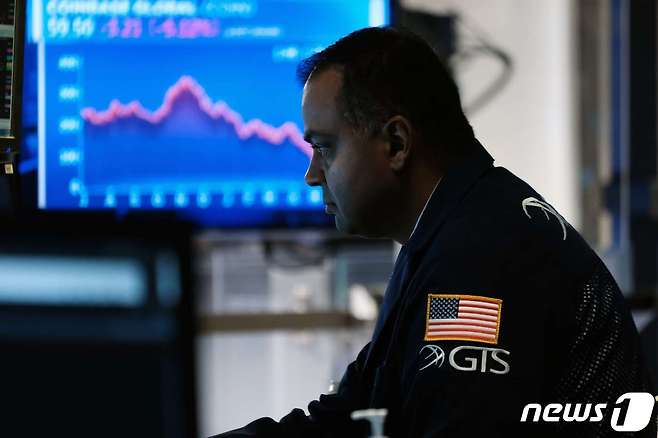 뉴욕증권거래소 트레이더© AFP=뉴스1
