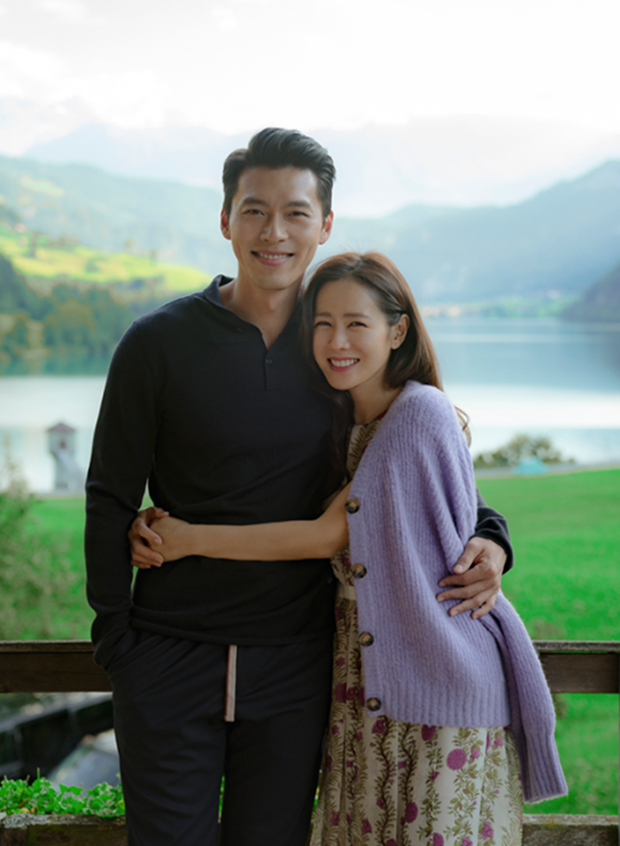 In the last week of June, actors Son Ye-jin and Hyun Bin reported on pregnancy in three months of marriage.Along with this, the news of the past pregnancy of top actor couple Won Bin and Lee Na-young was also reexamined.On the 27th, Son Ye-jin reported on the news of the pregnancy through his instagram, New life has come.I am still stunned, but I am feeling every day because of the change of my body in worry and excitement, he said.I am so grateful, but I am so careful that I have not been able to tell the people around me yet, he said. We will tell the fans who are waiting for this news as much as we are, before it is too late.I will protect your precious life. I hope you will be healthy and keep things that you have to keep in your life. Earlier, the news was that the news was pregnancy. The netizens speculated about his pregnancy, saying, Son Ye-jin in a dress looks like his stomach is a little out.But at the time, the agency denied: Its not true; if theres anything good, well let you know first. In the next month, Son Ye-jin revealed the pregnancy fact himself.Son Ye-jin, who posted a marriage ceremony with actor Hyun Bin on March 31st.The two men, who had a relationship with the movie Negotiations, once again breathed smoke in the drama The Incident of Love.At the time of the announcement of the marriage, Son Ye-jin said,  (Hyun Bin) is the person who will share the rest of my life.Hyun Bin also said, I promised her that she would always laugh at me. I will walk with her future days, and Jung Hyuk and Seri in the work will take a step together.In 2015, before the relationship between Hyun Bin and Son Ye-jin, Won Bin and Lee Na-young also reported on the news of pregnancy in three months of marriage.He added, Both of them thanked me for the many blessings they gave me.Won Bin and Lee Na-young, who started their public love affair in 2012, held a secret marriage ceremony at Jeongseon, Gangwon Province.Since then, the two have held a healthy son in their arms in December of the same year.iMBC  Photos TvN, MS Team Entertainment, Eden Nine