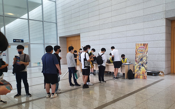 덱 레시피 제출 및 접수가 시작되었다.