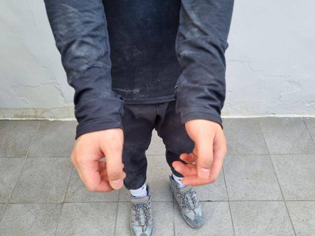 7시간의 노동을 마친 뒤 머리카락부터 발끝까지 온몸은 땀과 분진 범벅이 됐다. 최나실 기자