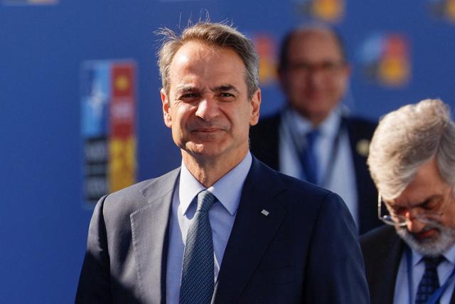 지난 6월 키리아코스 미초타키스 그리스 총리가 스페인 마드리드에서 열린 북대서양조약기구(NATO·나토) 정상회의에 참석하고 있다. 마드리드=로이터 연합뉴스