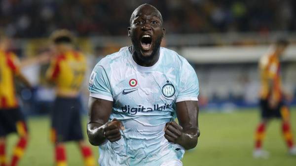 루카쿠의 선제골이 이후 기뻐하는 선수들.