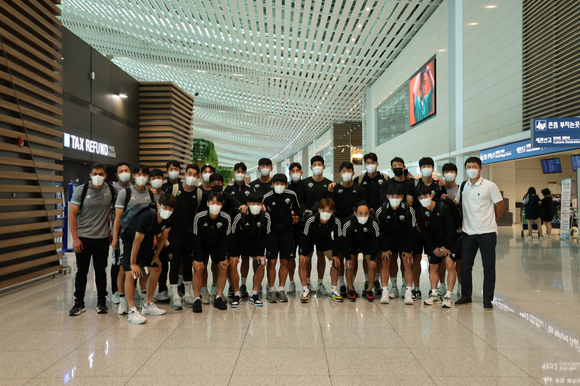 전북 현대가 2022 아시아축구연맹 챔피언스리그(ACL) 일정 소화를 위해 일본으로 출국했다. [사진=전북 현대]