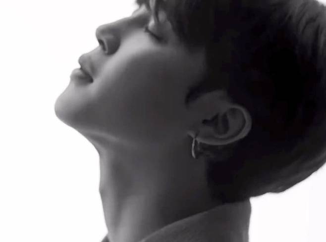 방탄소년단 지민, 낭만으로 물들인 촉촉한 여름밤