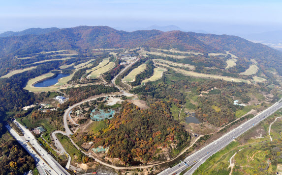 2018년 11월 5일 헬기에서 촬영한 어등산 관광단지 개발 부지의 모습. (사진=연합뉴스)