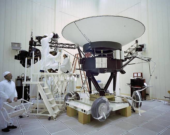 1977년 3월 JPL에서 준비 중인 보이저2호  [Credits: NASA/JPL-Caltech 제공/ 재판매 및 DB 금지] photo@yna.co.kr