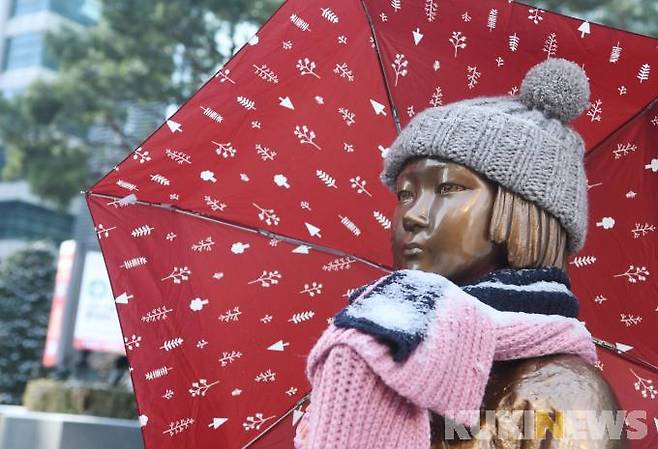 일본대사관 앞 평화의 소녀상.   사진=박효상 기자